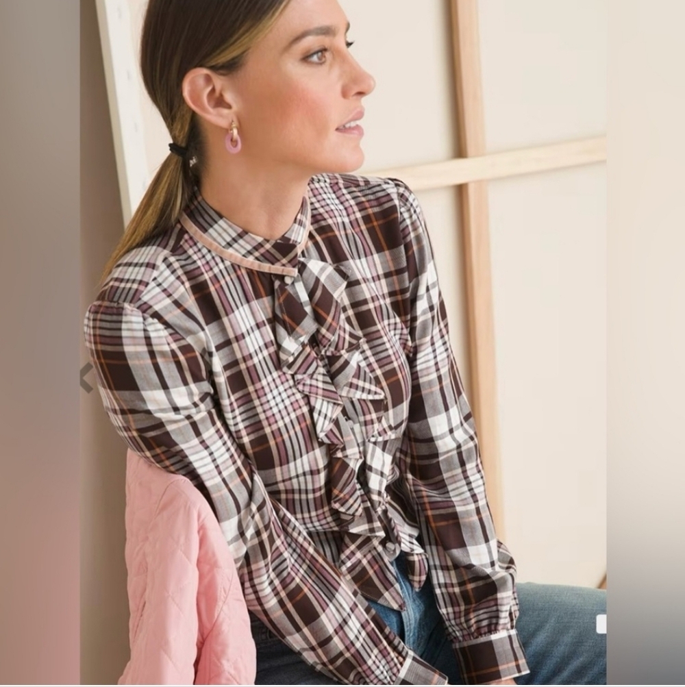 Plaid Ruffle Blouse. Large-XL